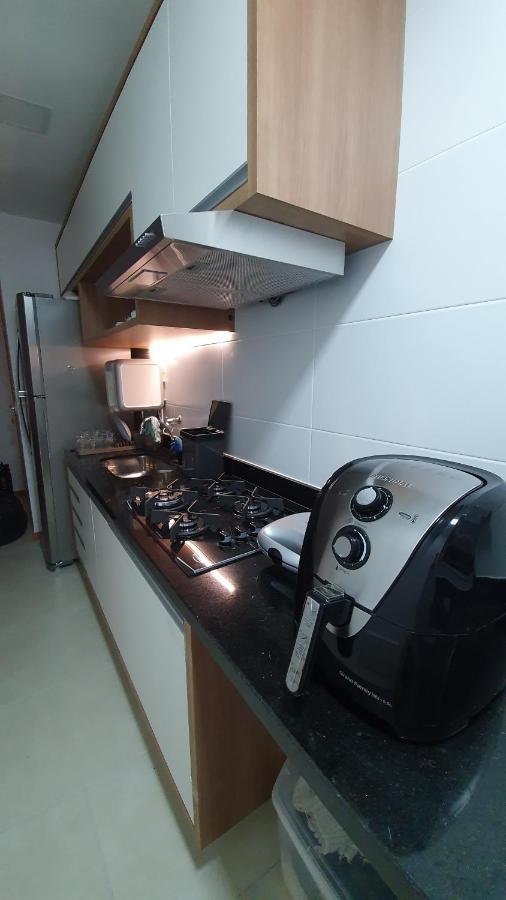 Apt Com Dois Quartos, Novo, Centro De Guarapari! Varanda Gourmet Com Vista Mar, Churrasqueira, Smart Tv, Wi-Fi 200 Mb, Lavadora De Roupas E Garagem Privativa Экстерьер фото